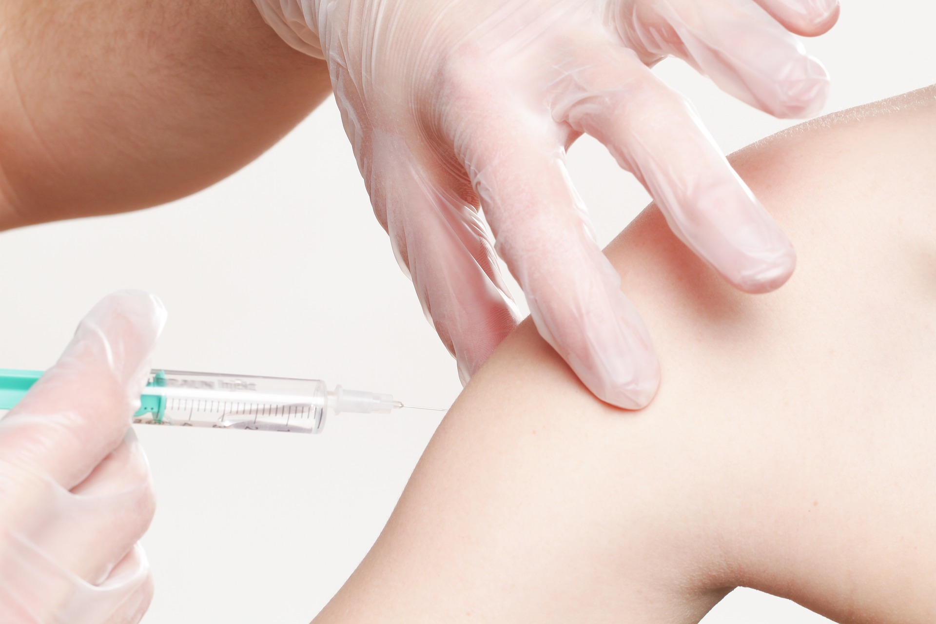 Read more about the article Nurse Triage Explains COVID-19 Vaccine Protocols