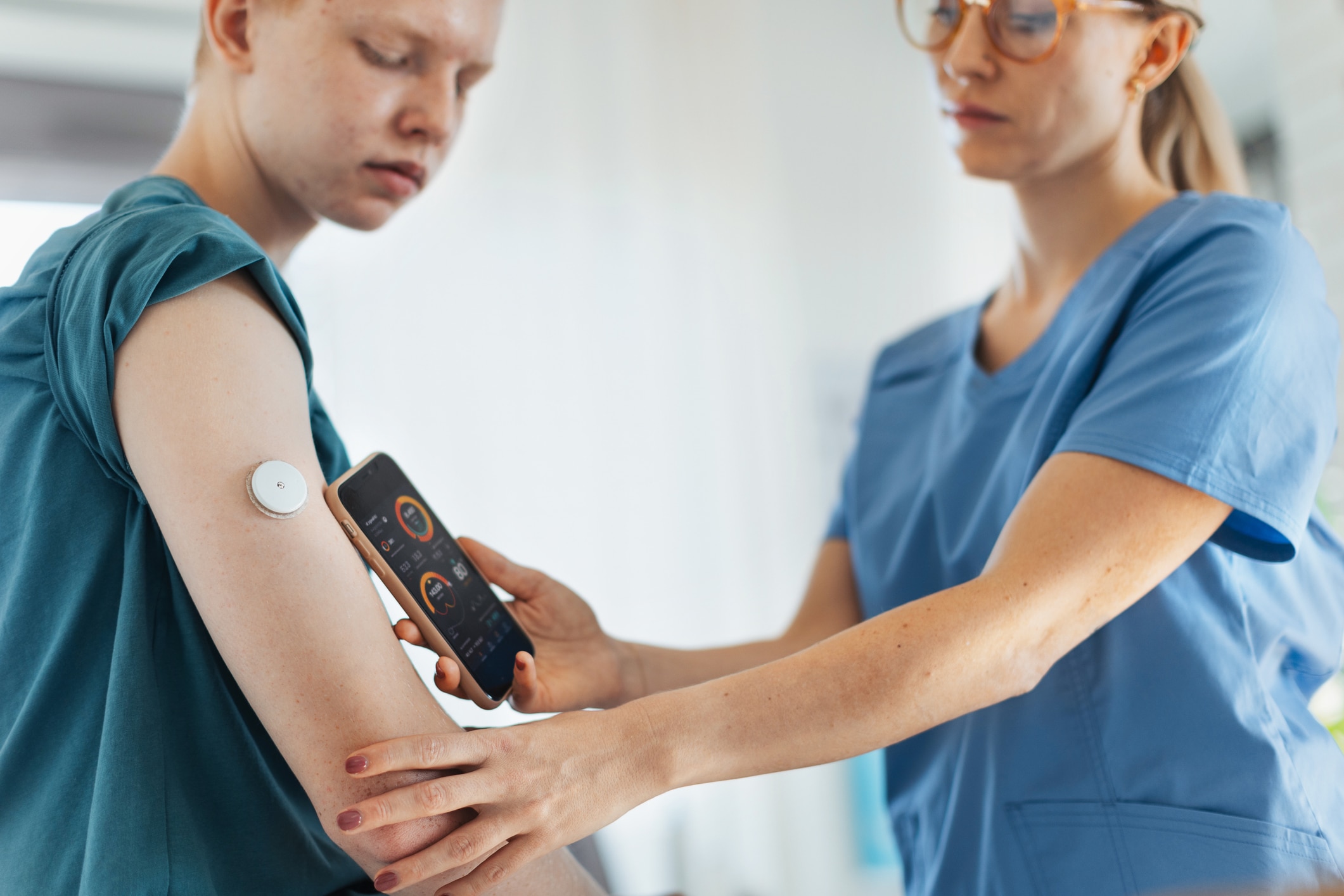 Read more about the article Doctors Are Hesitating to Adopt Remote Patient Monitoring. Here’s How They Can Do So Successfully